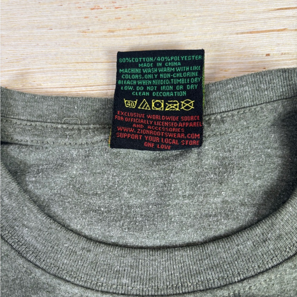 Bob Marley “Freedom Fighter” Jamaica Collection Graphic Tee Size L - Picture 4 of 4